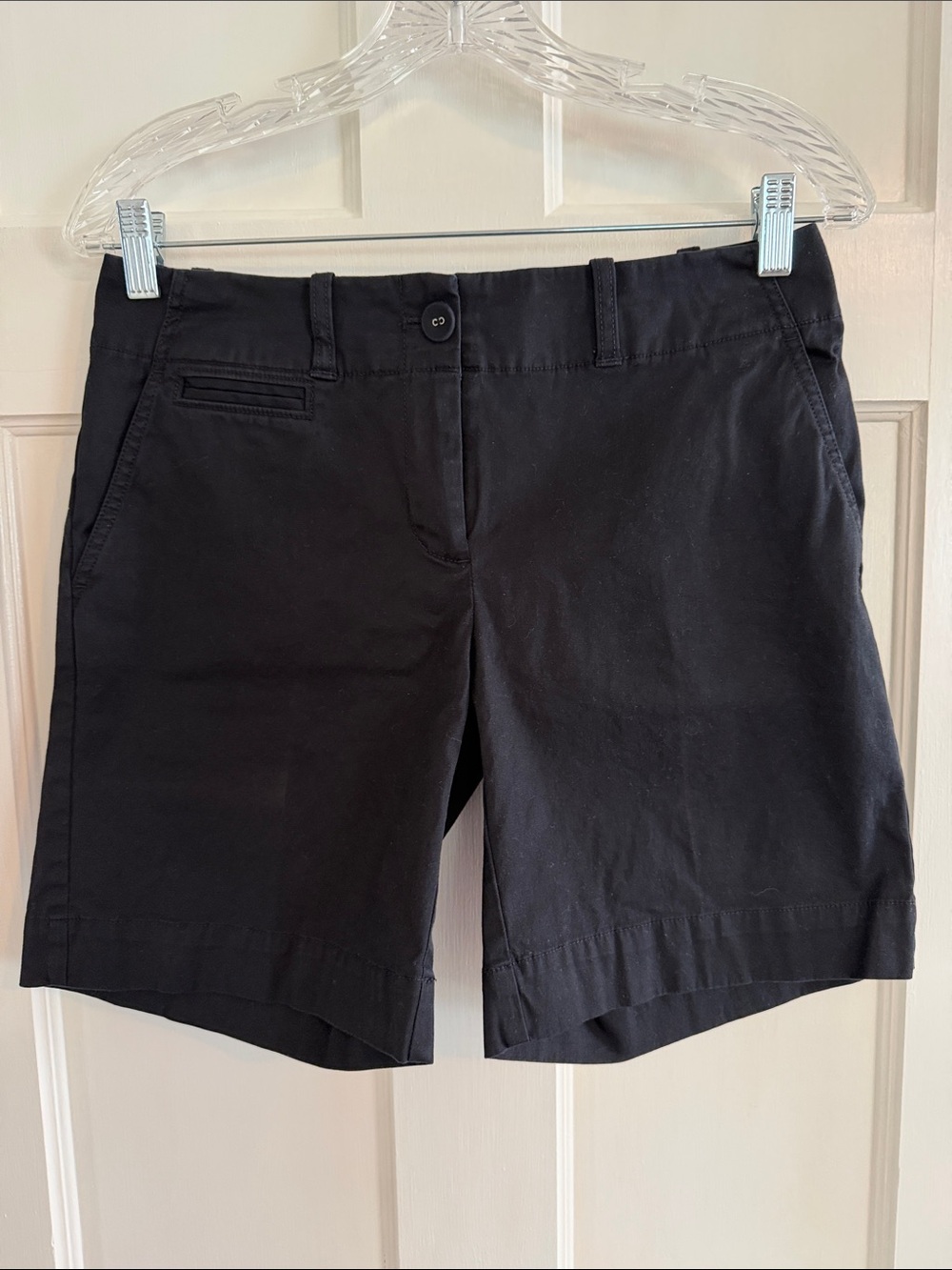 ⛵️Talbots black cotton shorts with 7” inseam. Size 2.